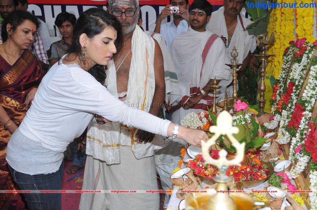 Kamalatho Naa Prayanam Movie Opening Movie hd photo