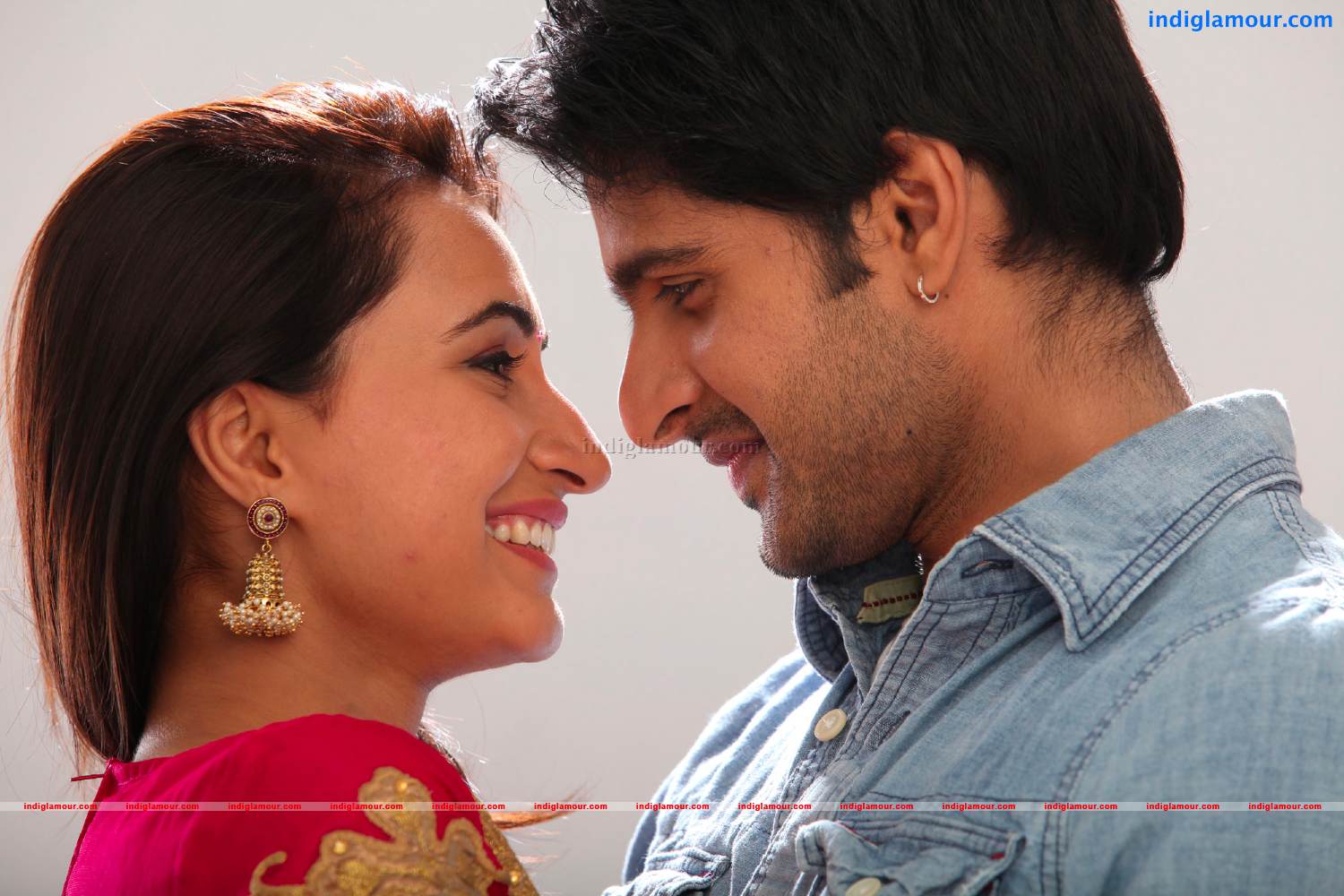 Love Touch Movie hd photo