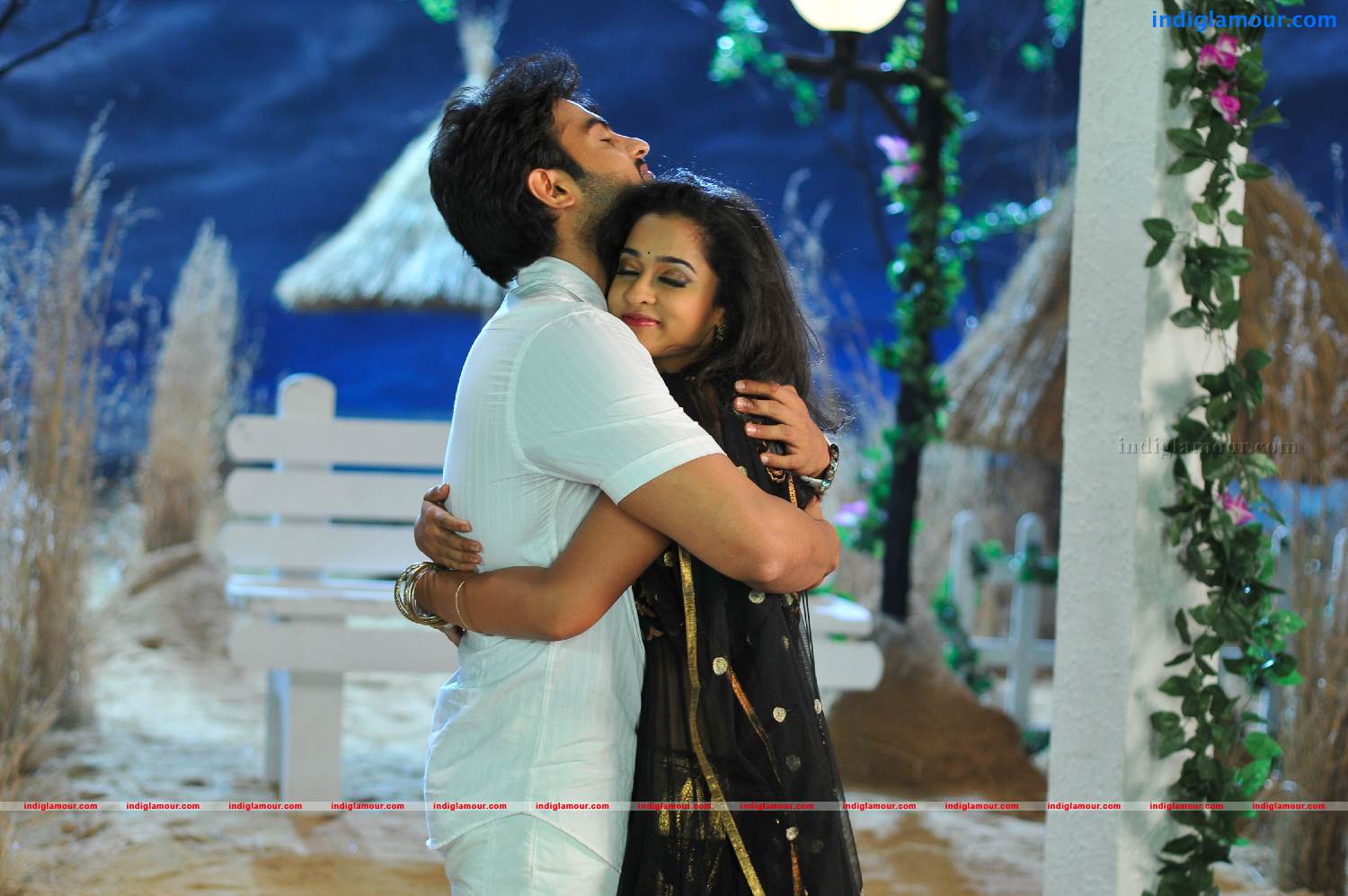 Prema Katha Chithram Movie hd photo