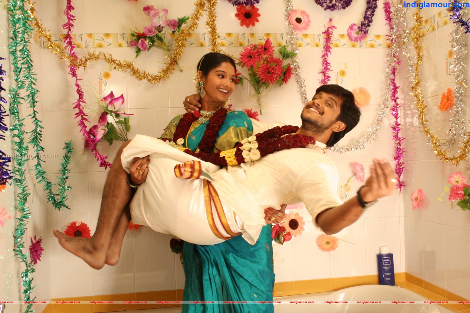 Osei Osei Vadlesi Vellipoke Movie hd photo