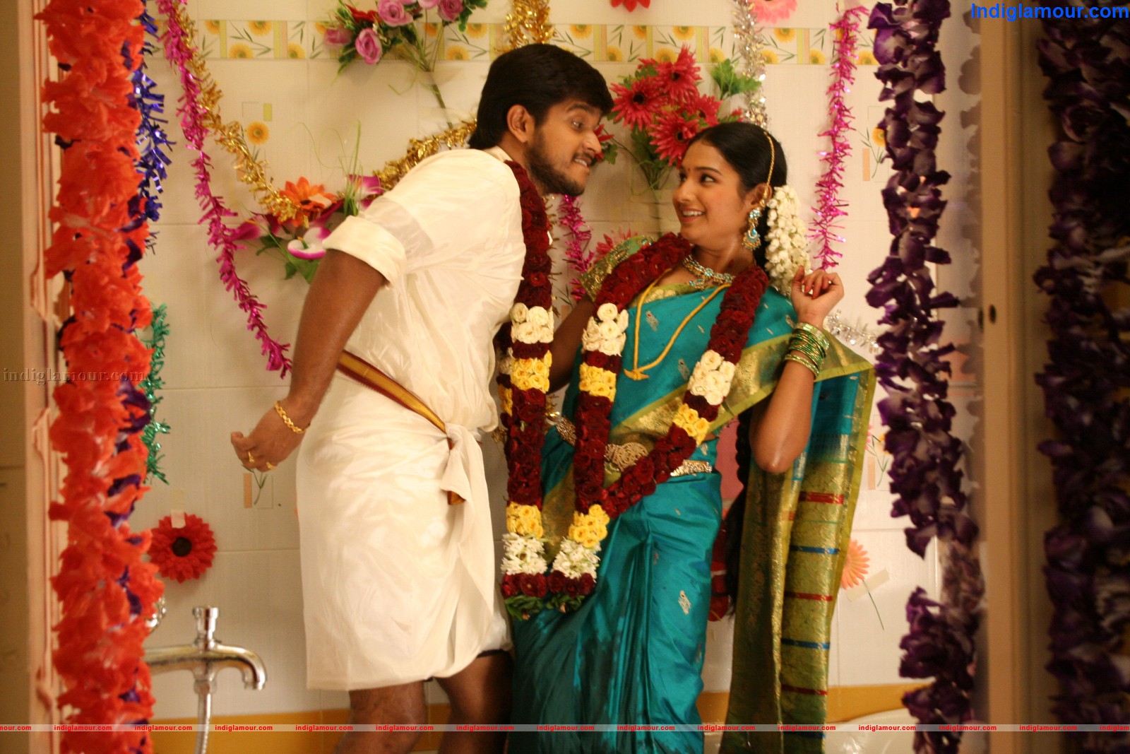 Osei Osei Vadlesi Vellipoke Movie hd photo
