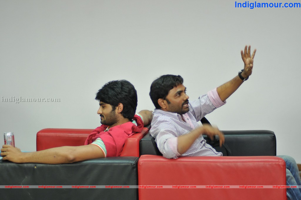 Prema Katha Chithram Movie hd photo