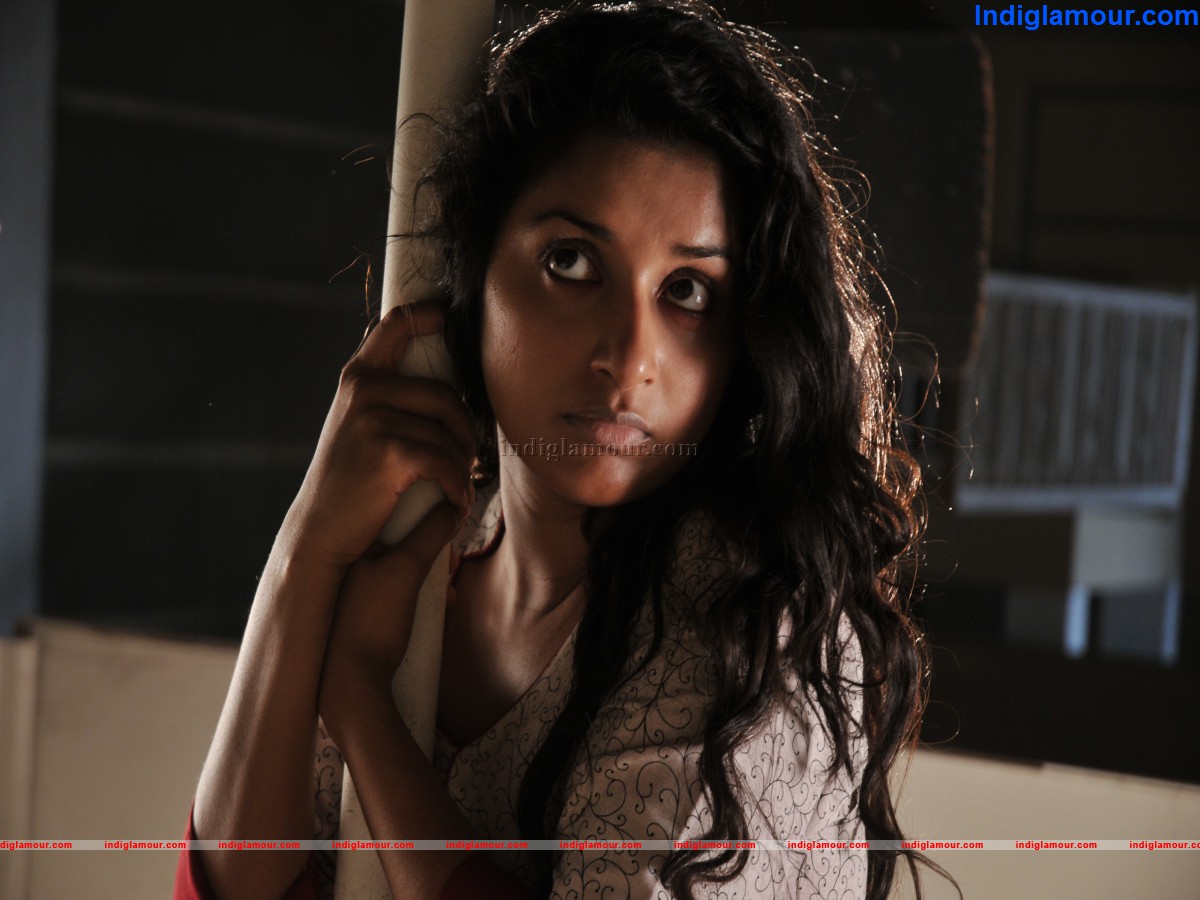 Moksha Movie hd photo