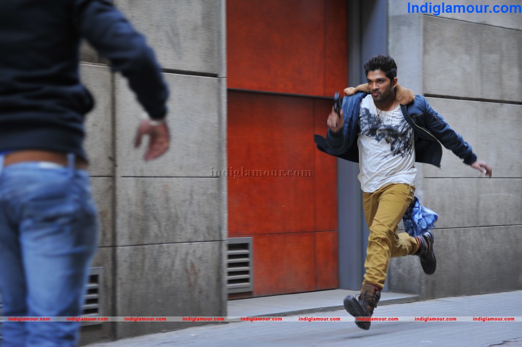 Iddarammayilatho Movie hd photo