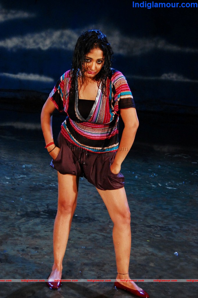 Bhaja Bhajantrilu Movie hd photo