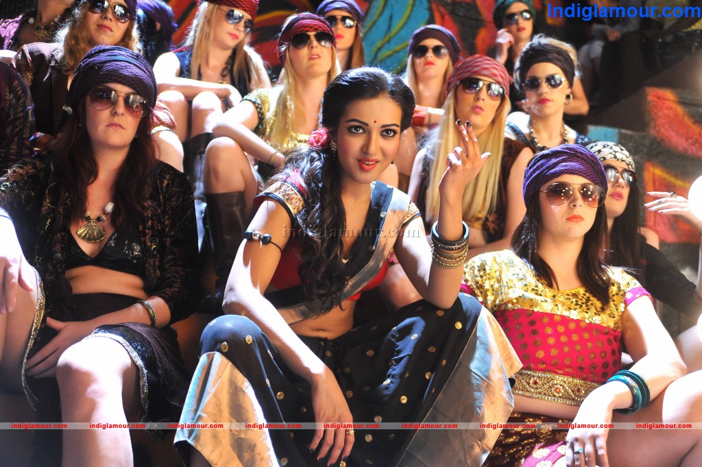 Iddarammayilatho Movie hd photo