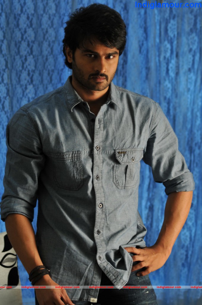 Prema Katha Chitram Movie hd photo