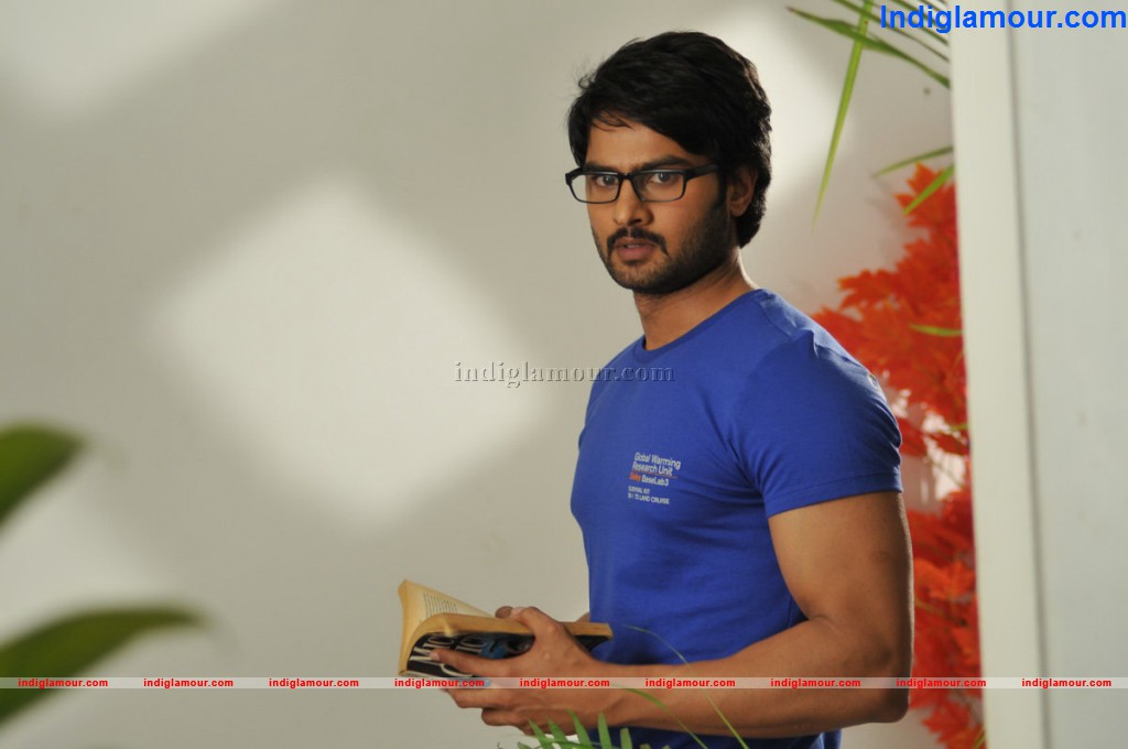 Prema Katha Chitram Movie hd photo
