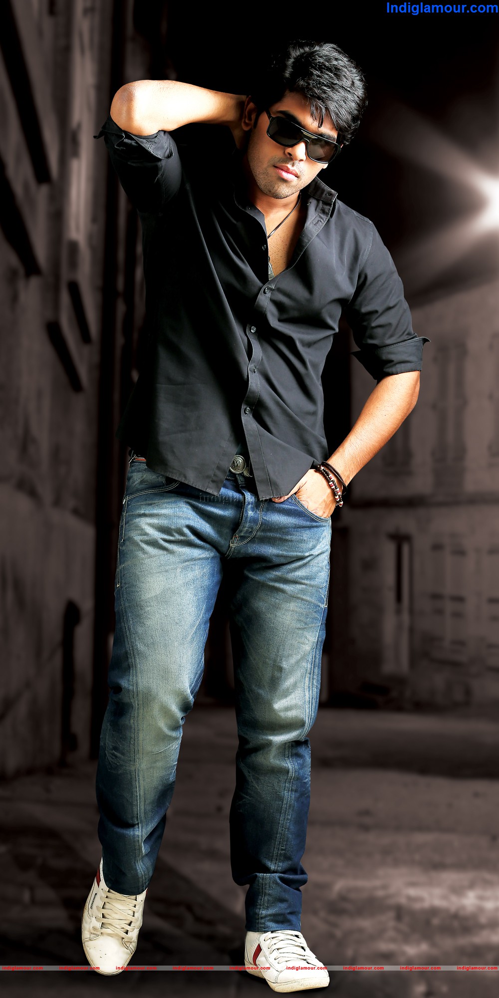 Kotha Janta Movie hd photo