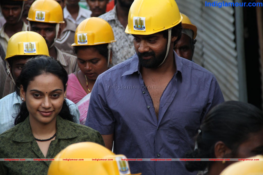 Sivappu Movie hd photo