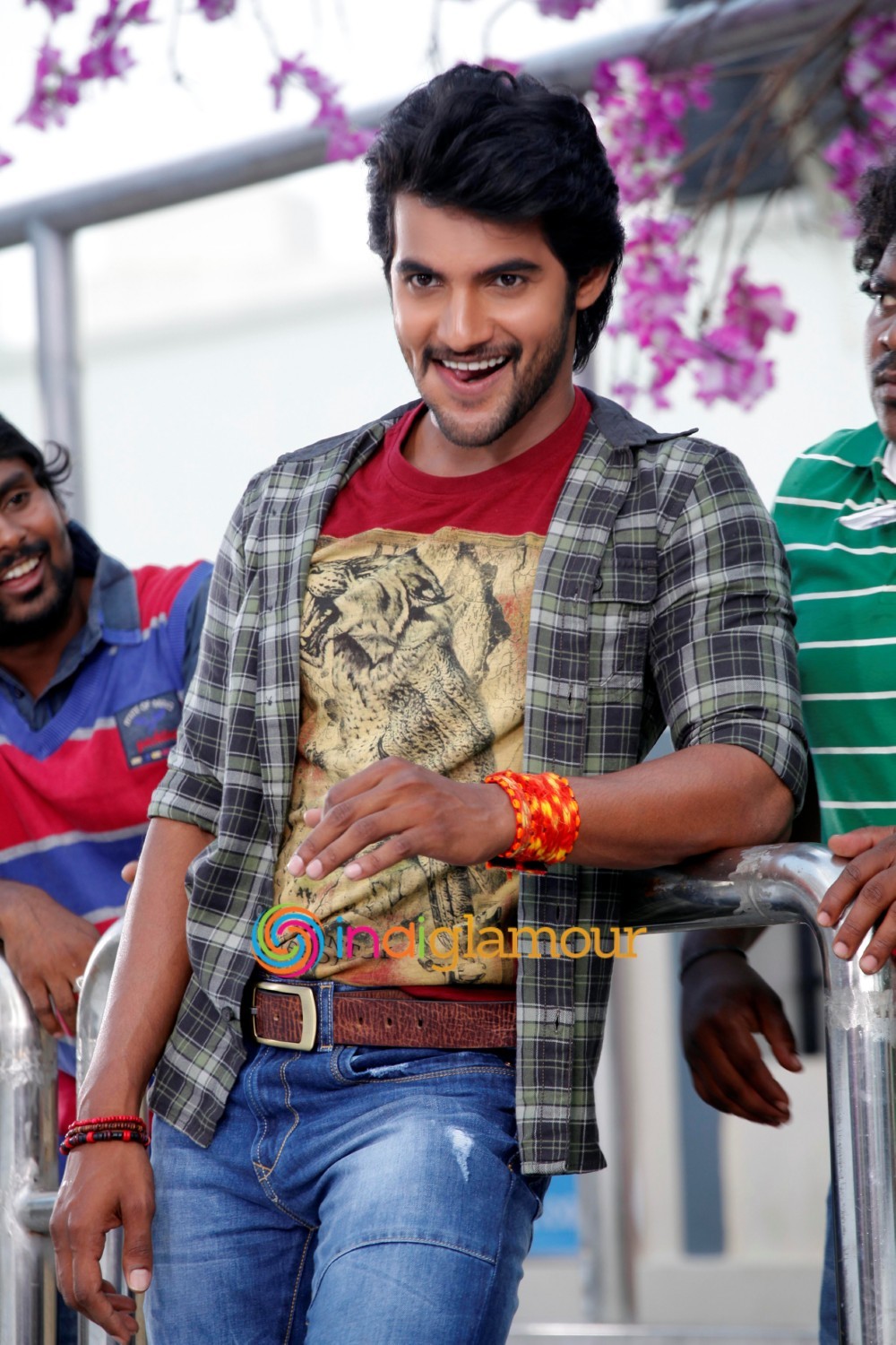Garam Movie hd photo
