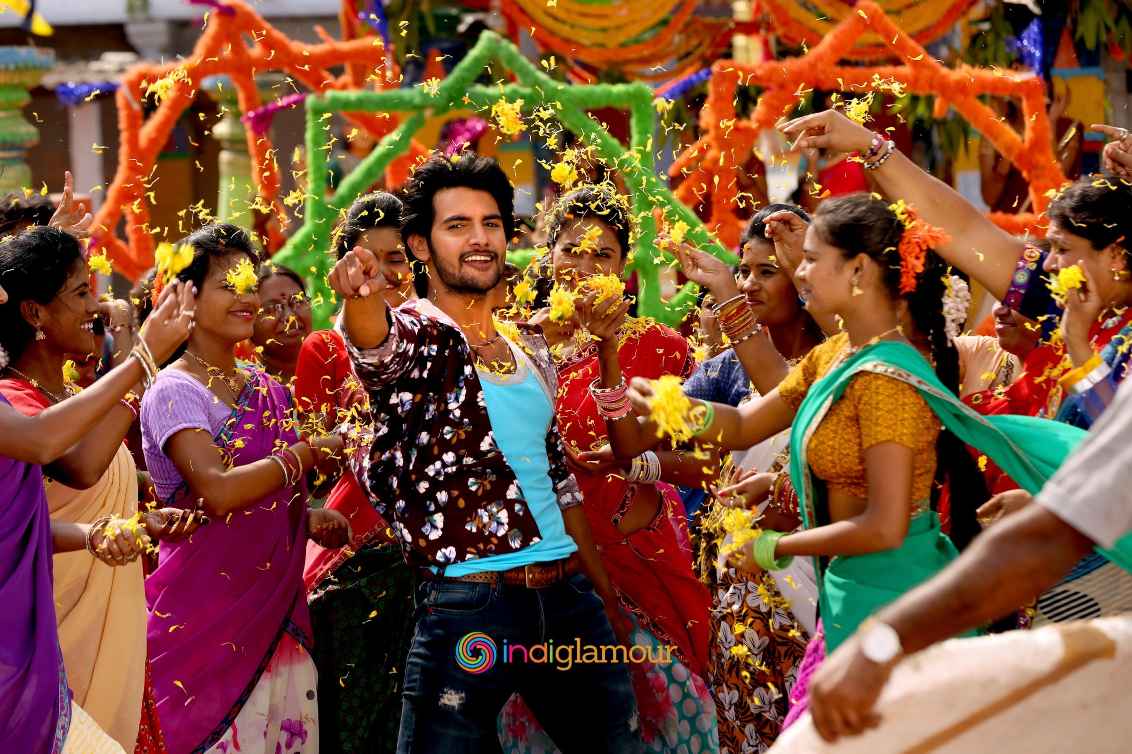 Garam Movie hd photo