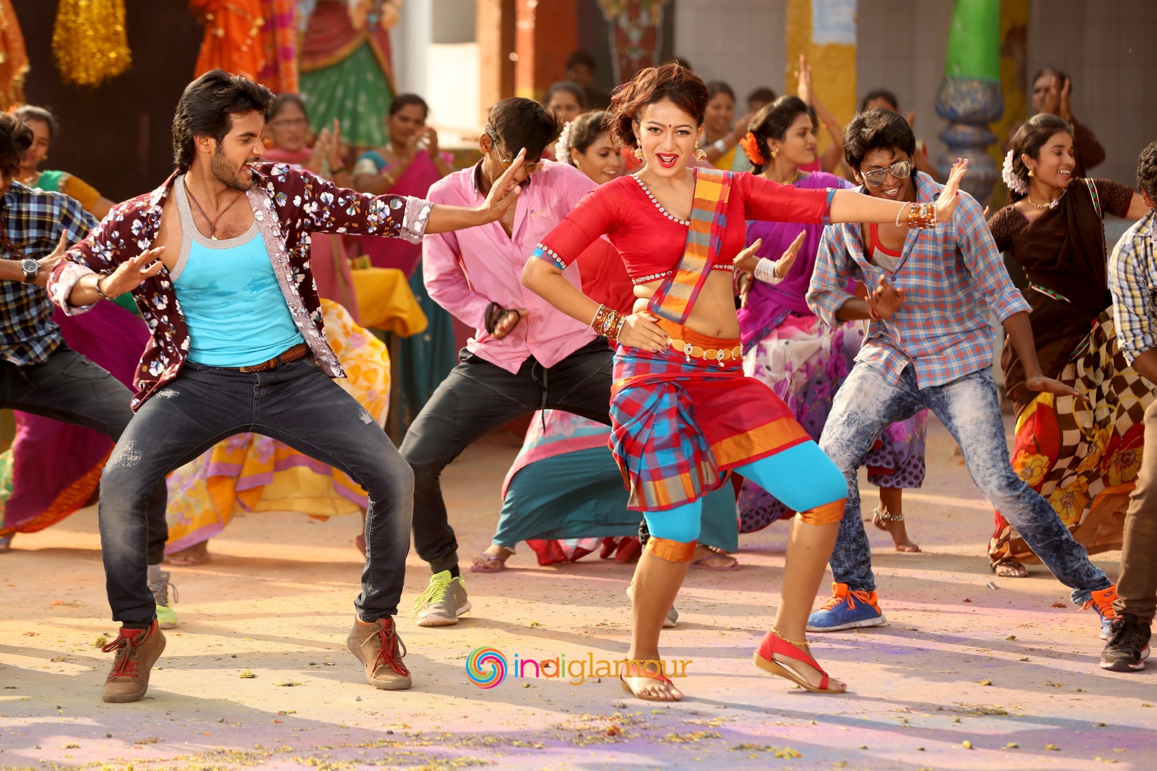 Garam Movie hd photo