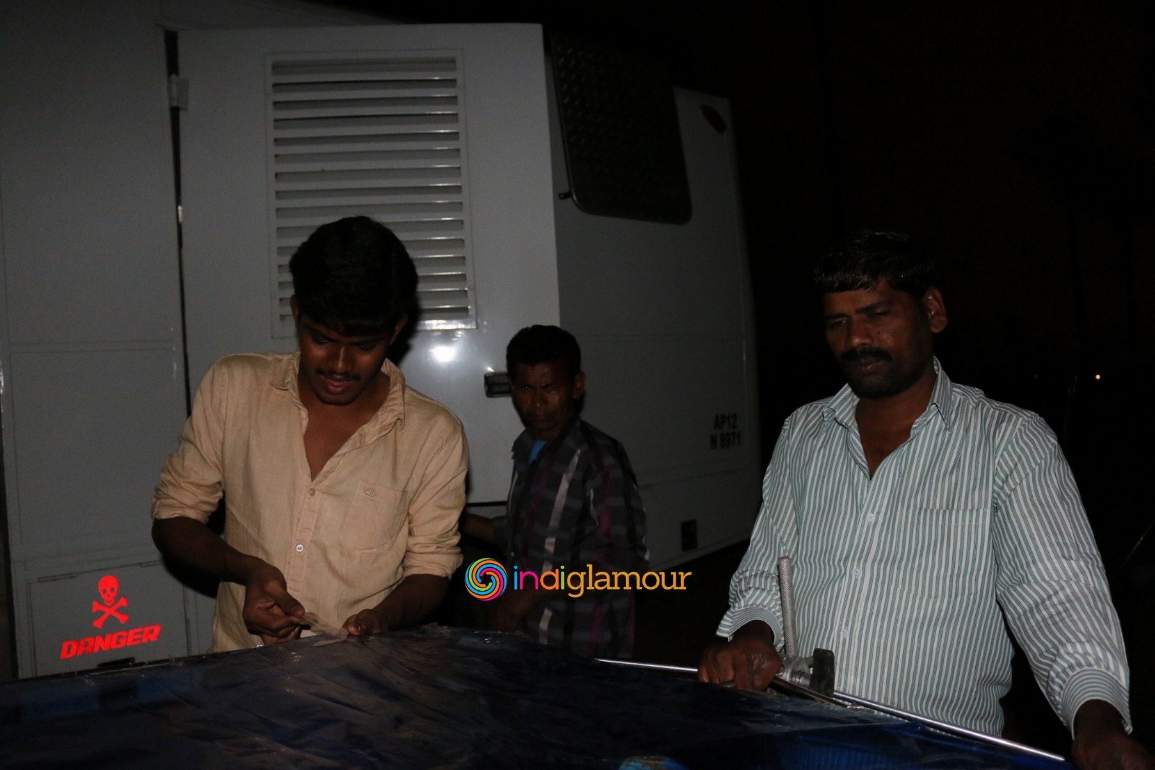O Sthree Repu Raa Working Photos Movie hd photo