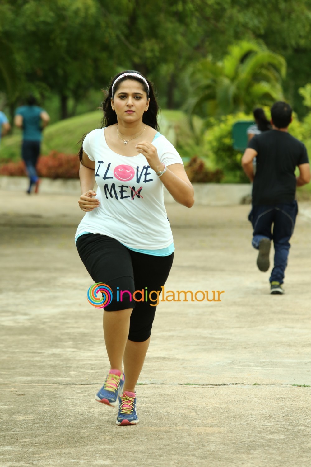 Size Zero Movie hd photo