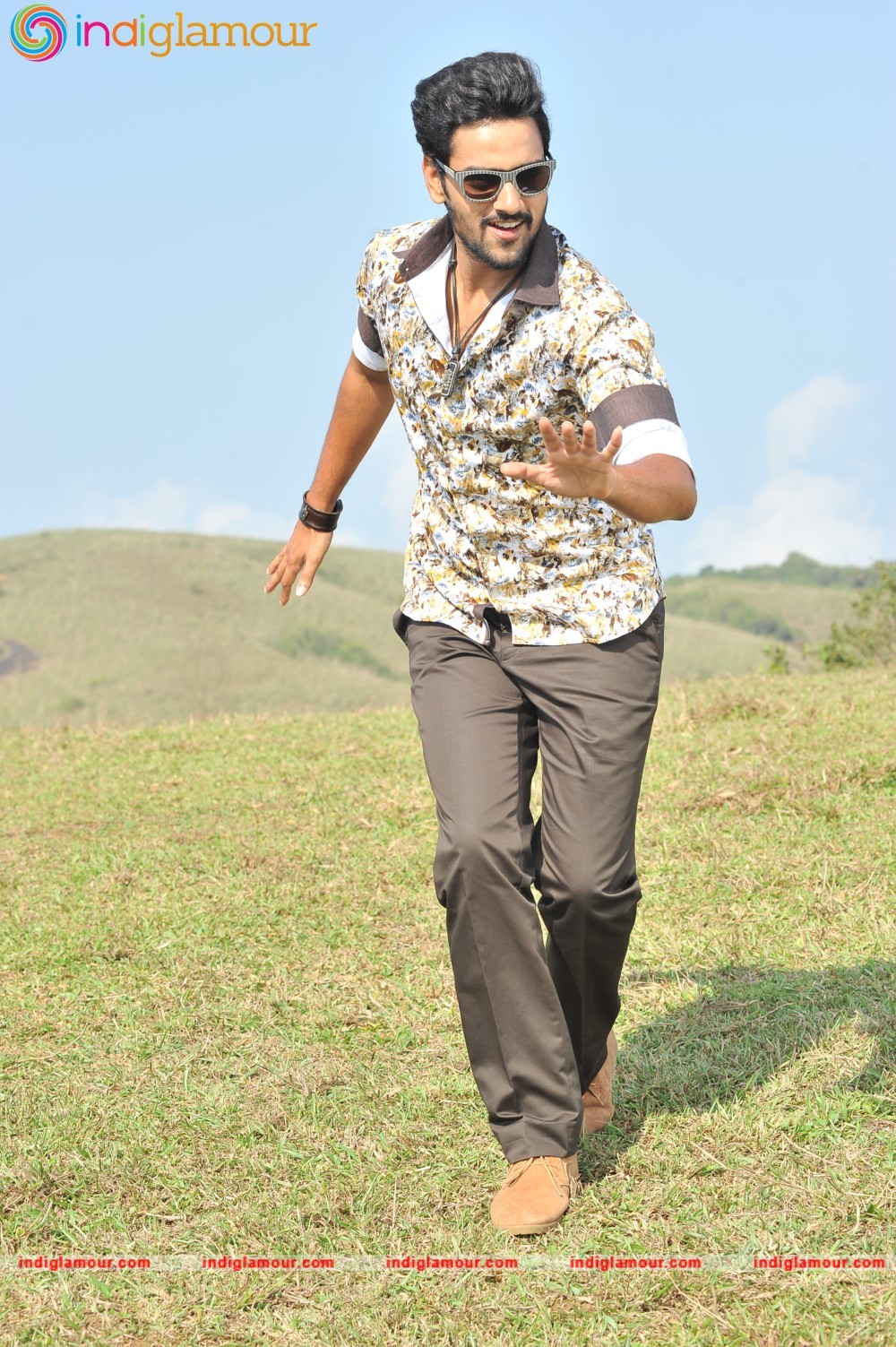 Right Right Movie hd photo