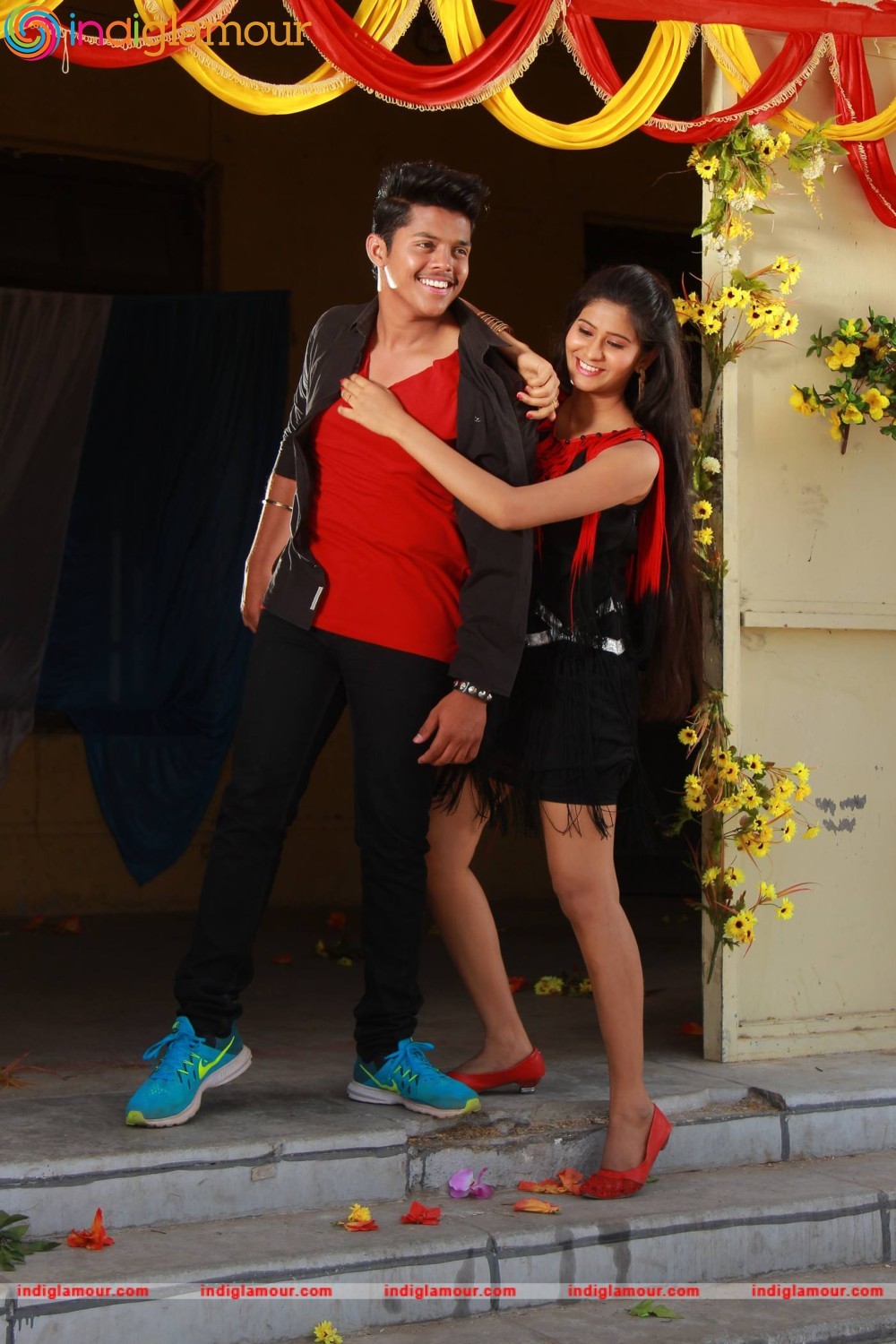 Vasthunnadu Movie hd photo