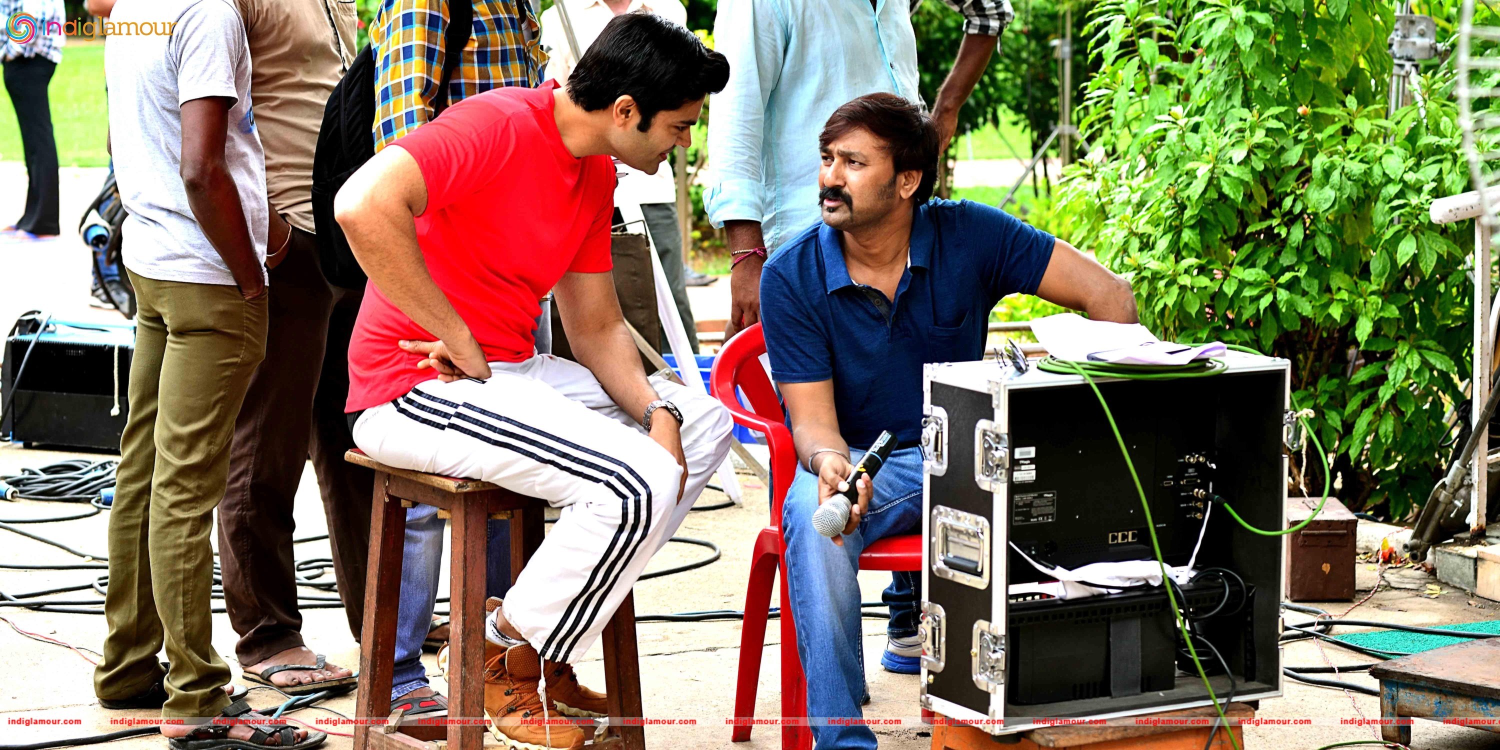 Nayaki Movie hd photo