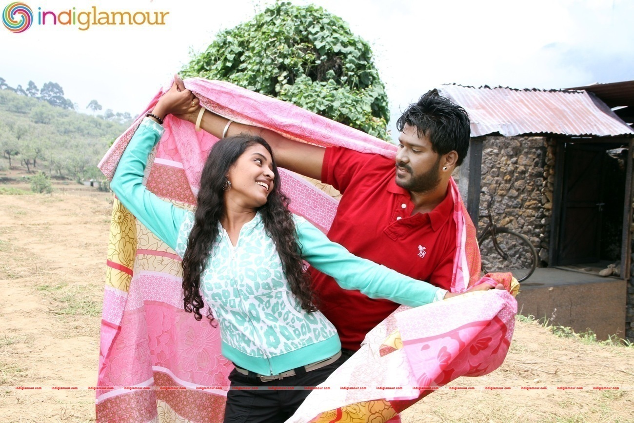 Kandaen Kaathal Kondaen Movie hd photo