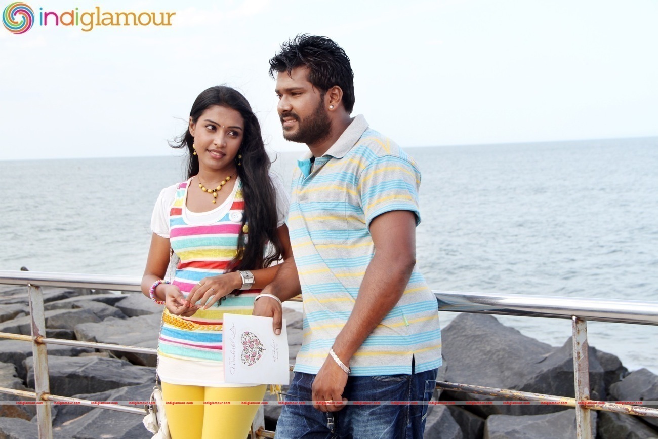 Kandaen Kaathal Kondaen Movie hd photo