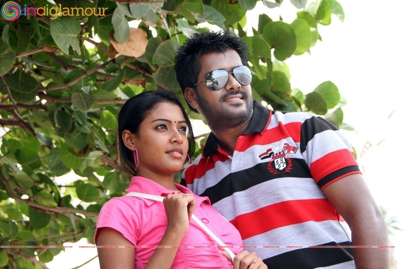 Kandaen Kaathal Kondaen Movie hd photo