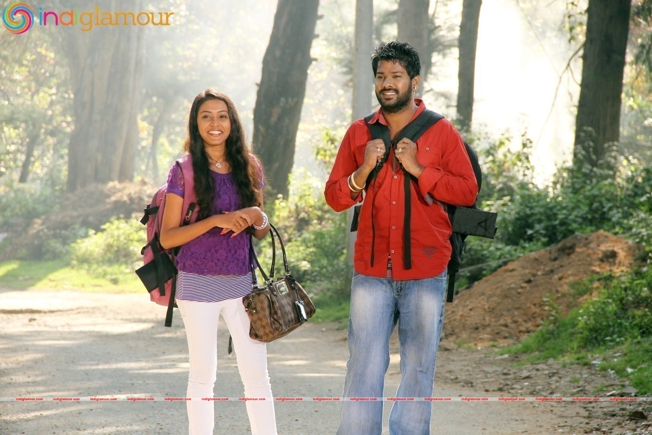 Kandaen Kaathal Kondaen Movie hd photo