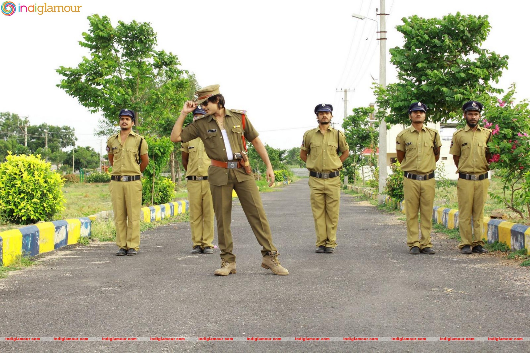 Nanna Nenu Varsha Movie hd photo