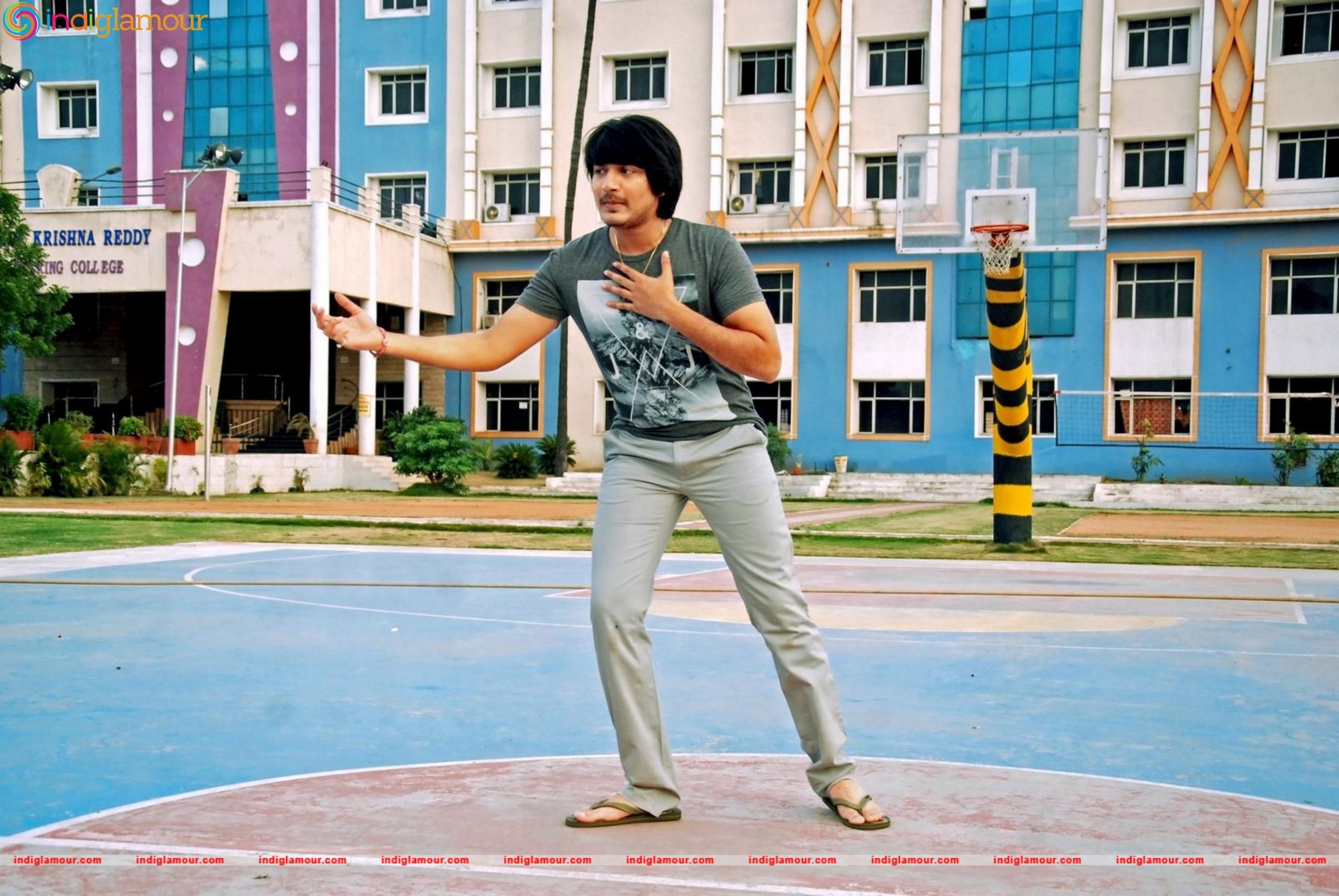 Nanna Nenu Varsha Movie hd photo