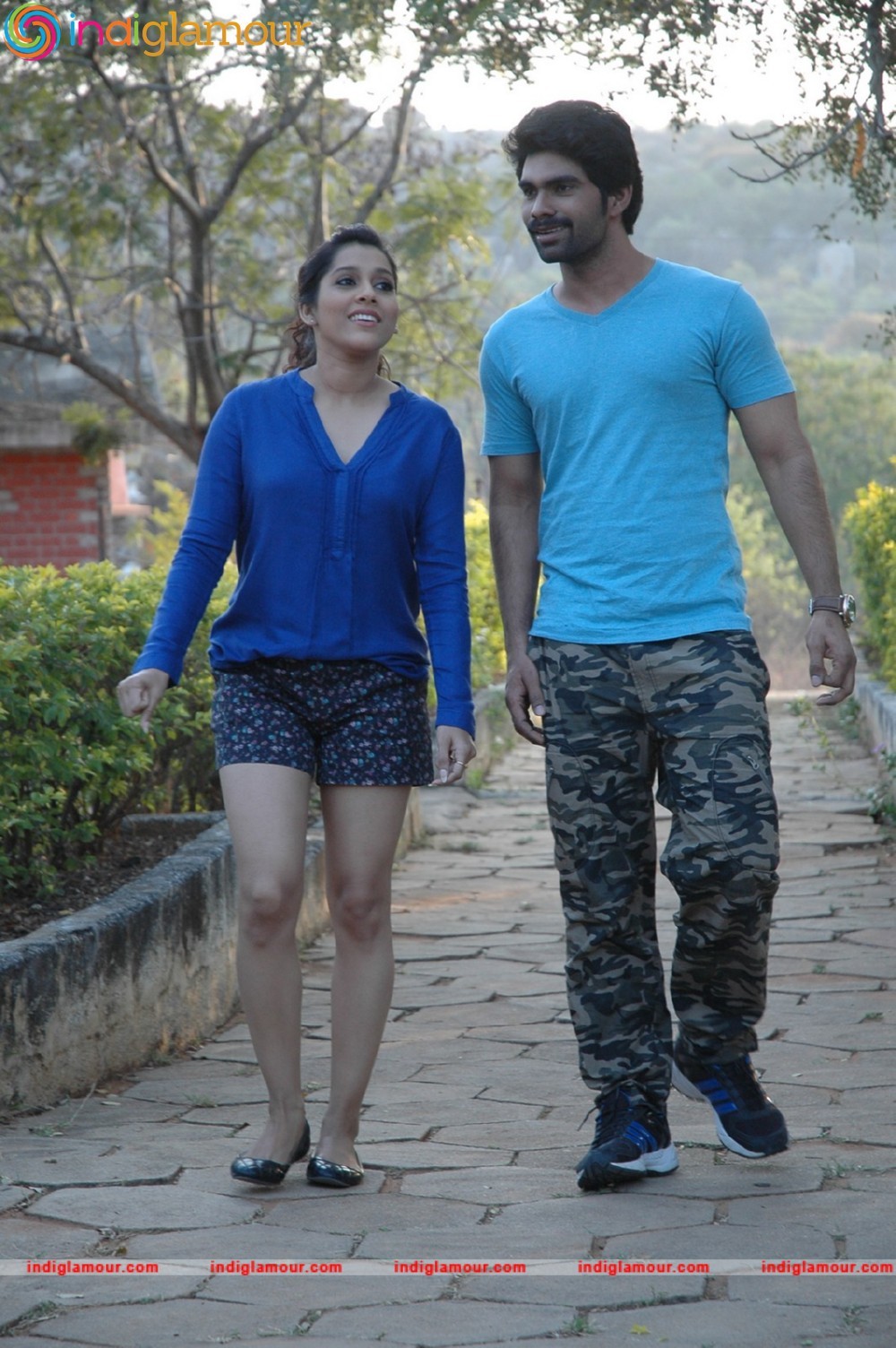 Guntur Talkies Movie hd photo