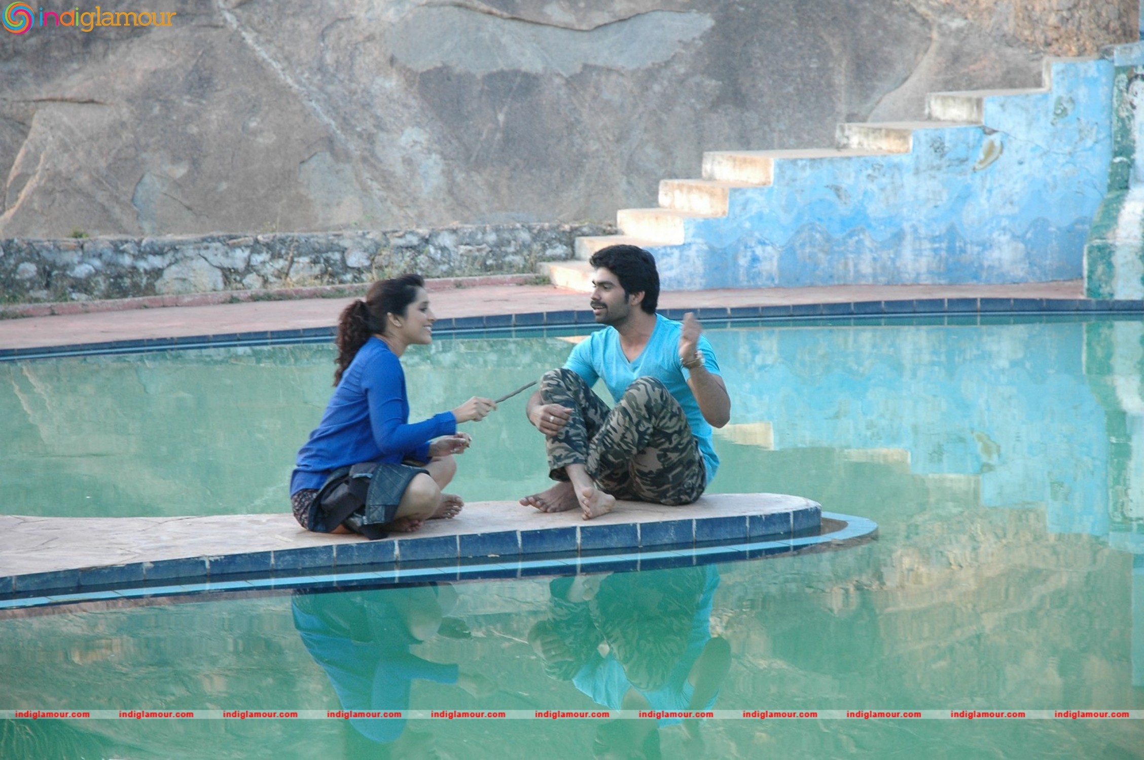 Guntur Talkies Movie hd photo