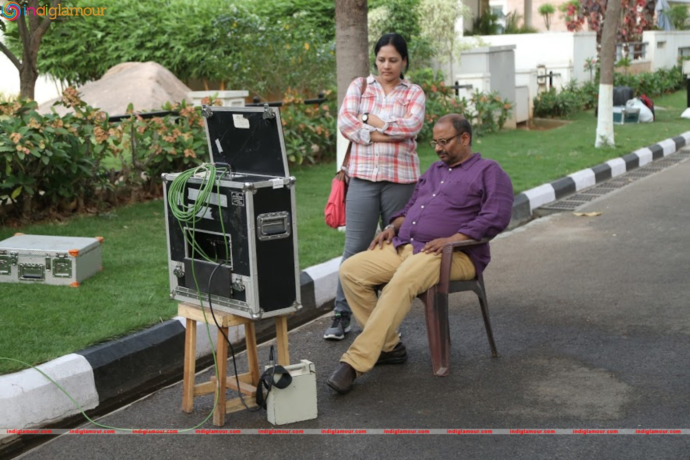 Show Time Movie Working Stills Movie hd photo