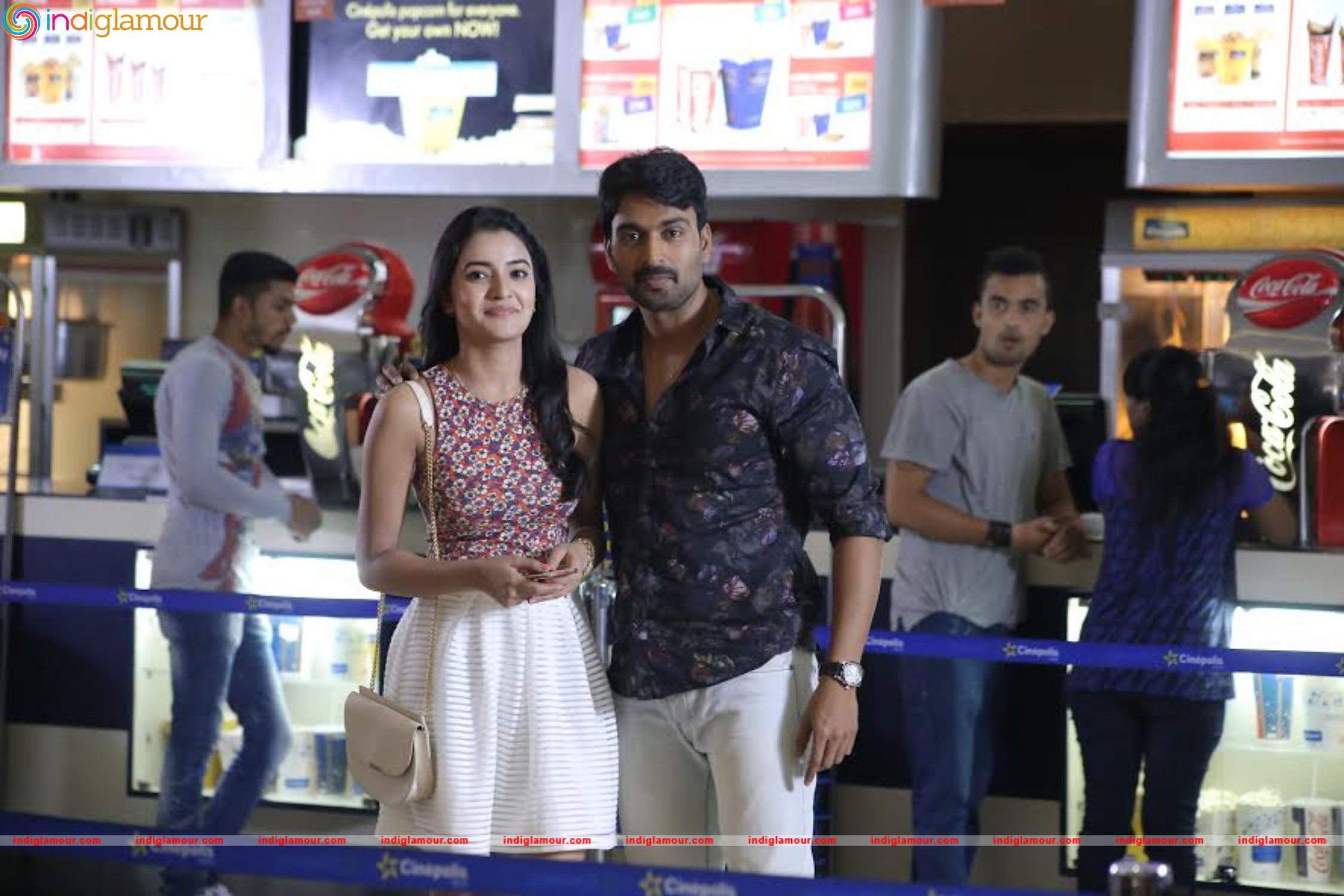 Show Time Movie Working Stills Movie hd photo