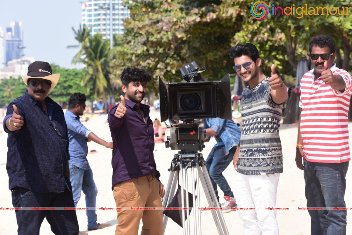 Chuttalabbayi New Working Photos Movie hd photo