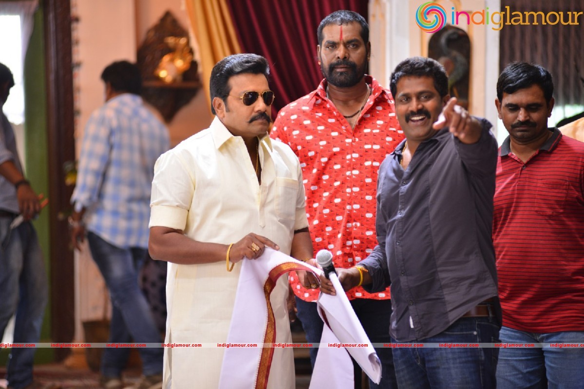 Chuttalabbayi New Working Photos Movie hd photo