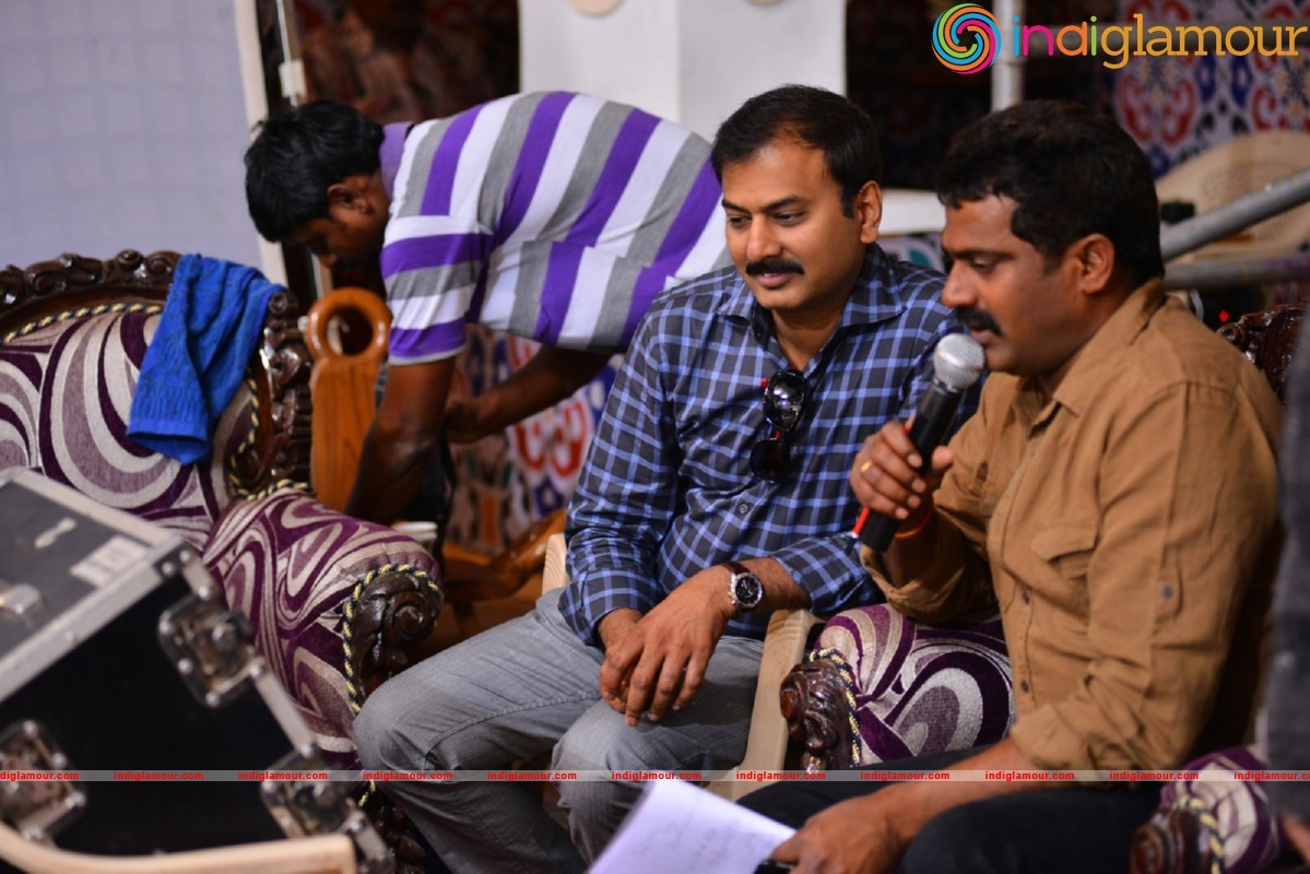 Chuttalabbayi New Working Photos Movie hd photo
