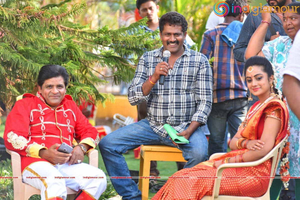 Chuttalabbayi New Working Photos Movie hd photo