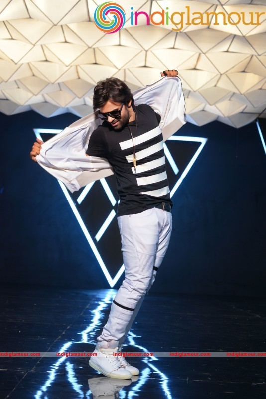 Thikka Movie Stills Movie hd photo