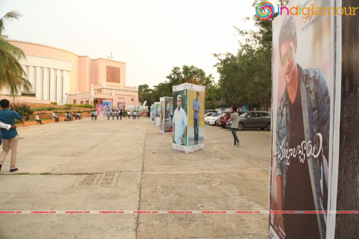 Chuttalabbayi Movie Posters Movie hd photo