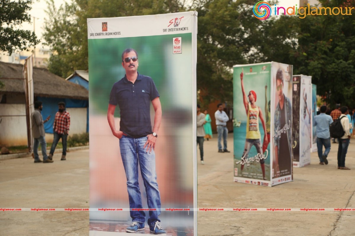 Chuttalabbayi Movie Posters Movie hd photo