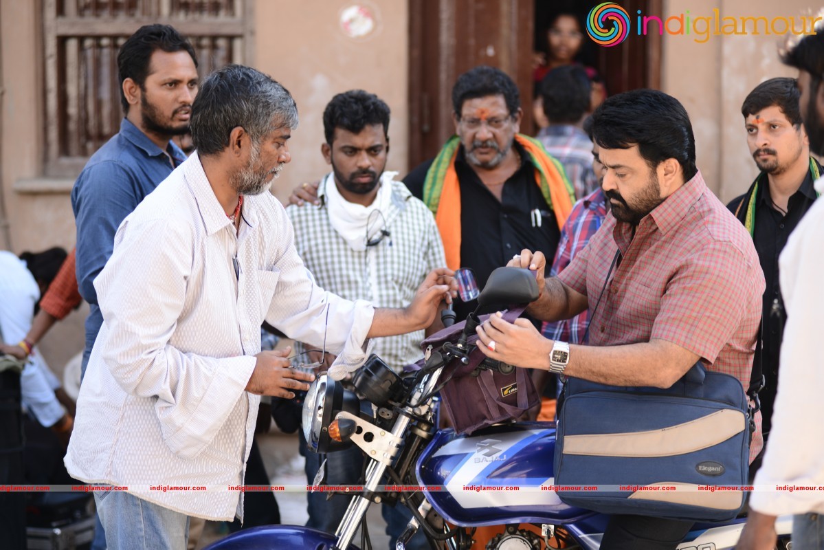 Manamantha Movie Working Photos Movie hd photo