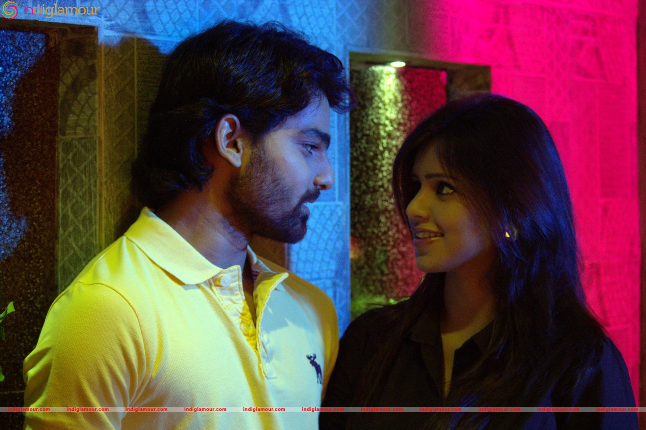 Iddaram Movie Stills Movie hd photo