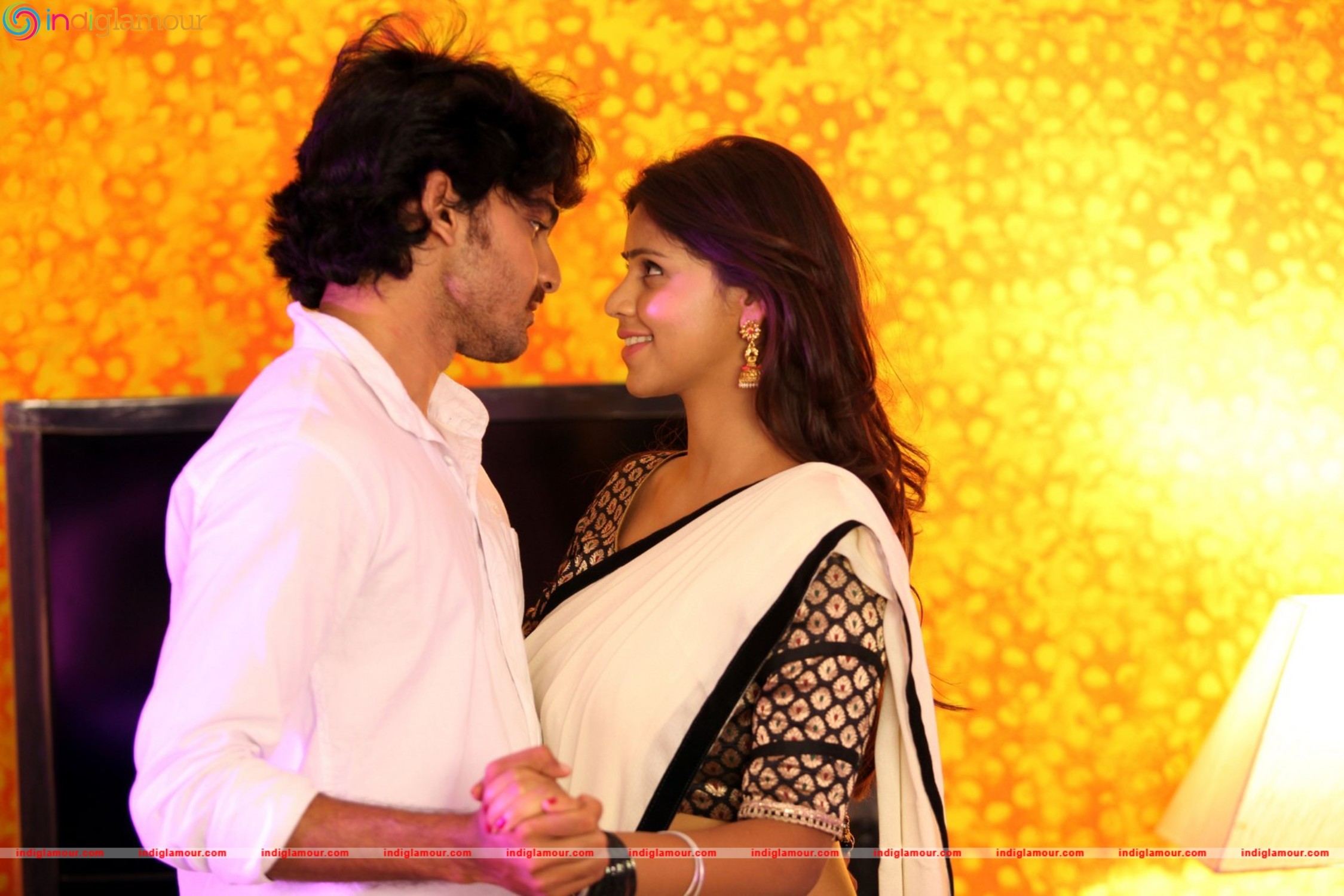 Iddaram Movie Stills Movie hd photo