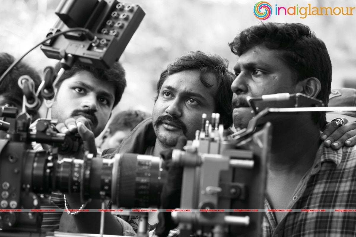 Metro Movie On Locatrion Stills Movie hd photo