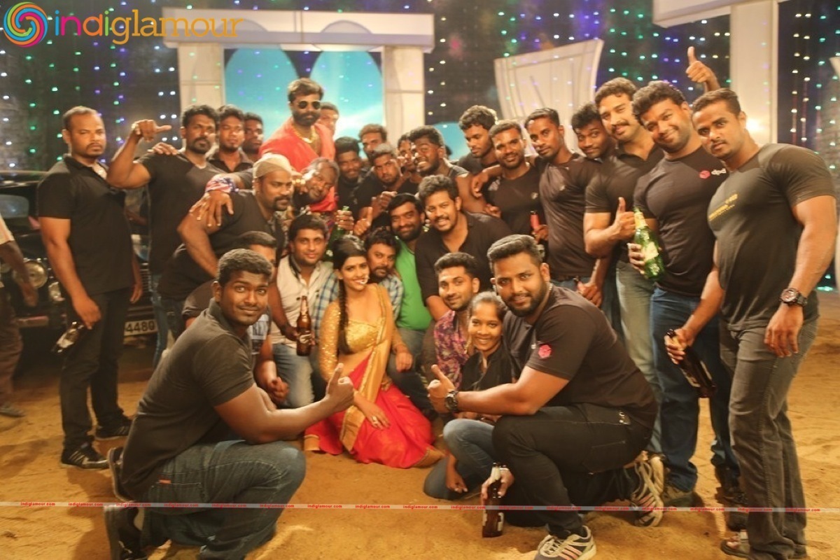 Kanna Pinna Movie hd photo