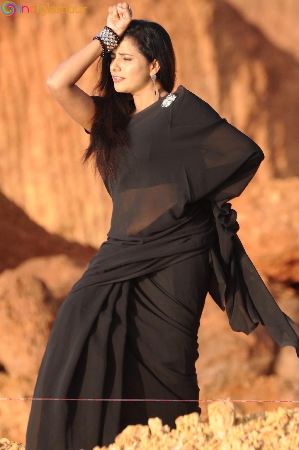 Nee Enna Maayam Seithai Movie hd photo