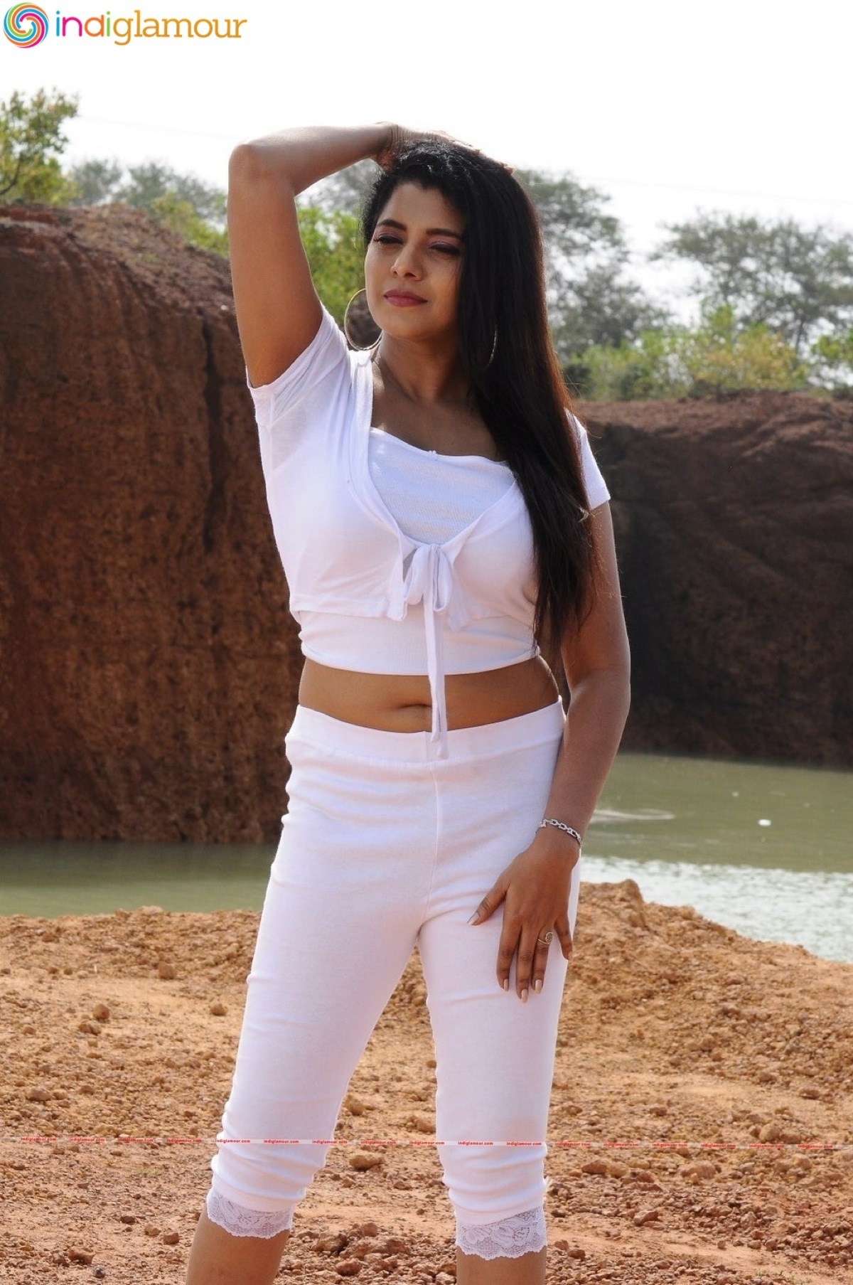 Nee Enna Maayam Seithai Movie hd photo