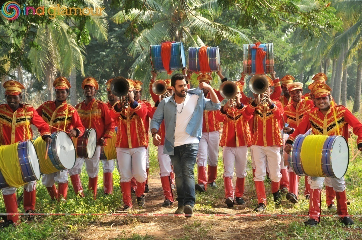 Savitri Movie hd photo