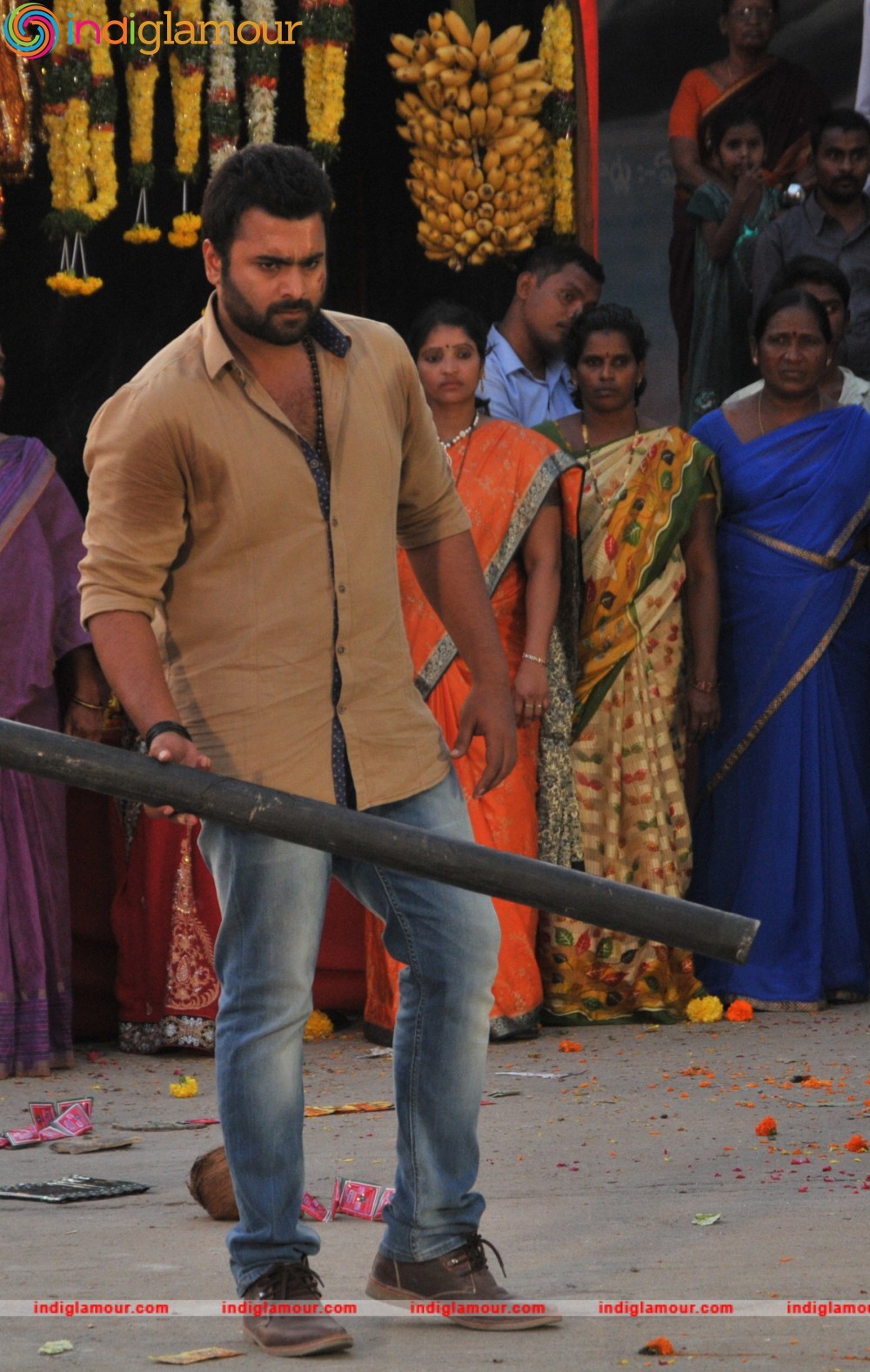 Savitri Movie Working Photos Movie hd photo