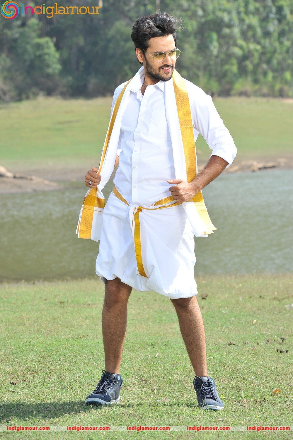 Right Right Movie hd photo