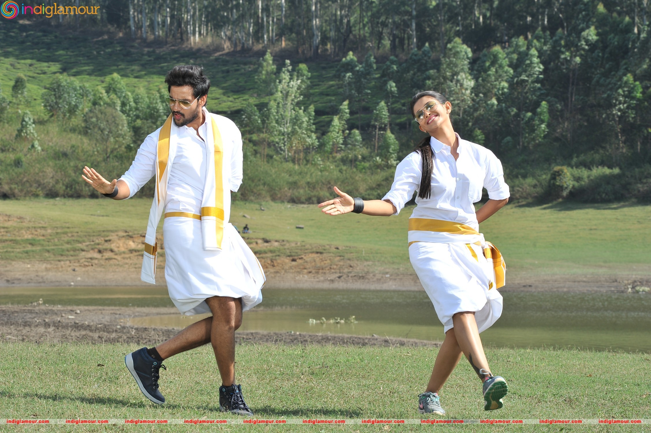 Right Right Movie hd photo